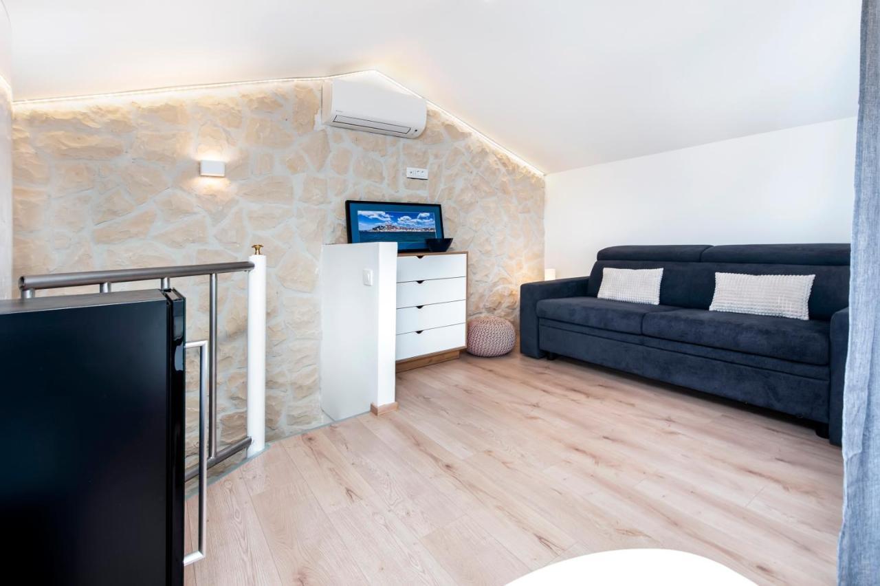 Вілла Casa Bellavista Sea View Ровінь Екстер'єр фото